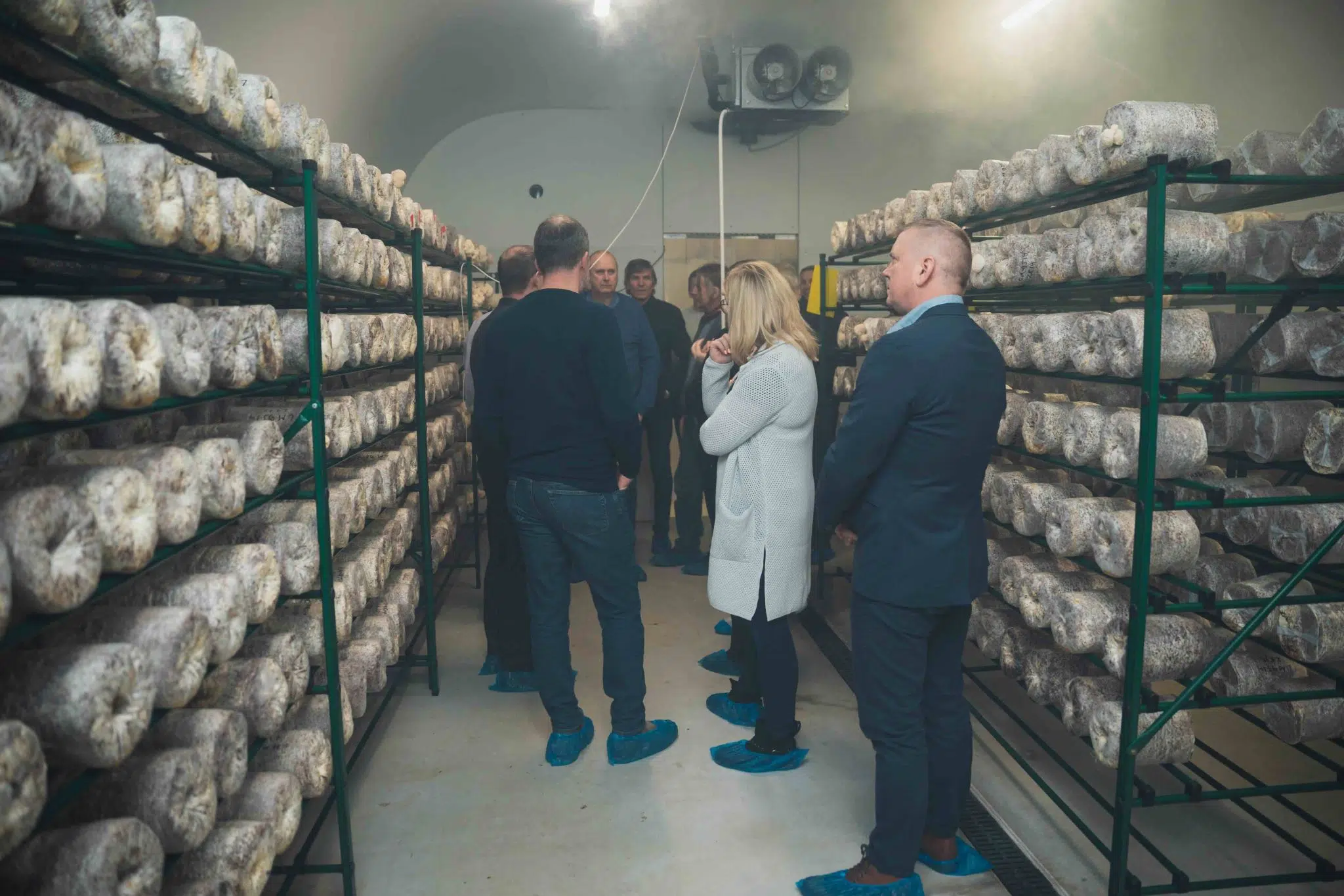 Shroomwell hosts the Minister of Climate Kristen Michal at our facility